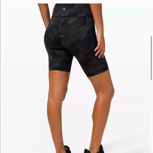 Wunder Train High Rise Short 8" Camo Bike Shorts 6